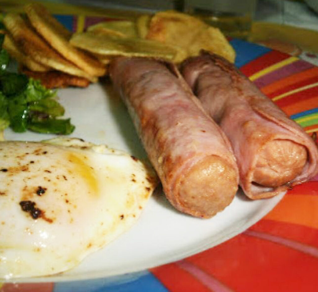 Rolinhos de Salsichas com Fiambre