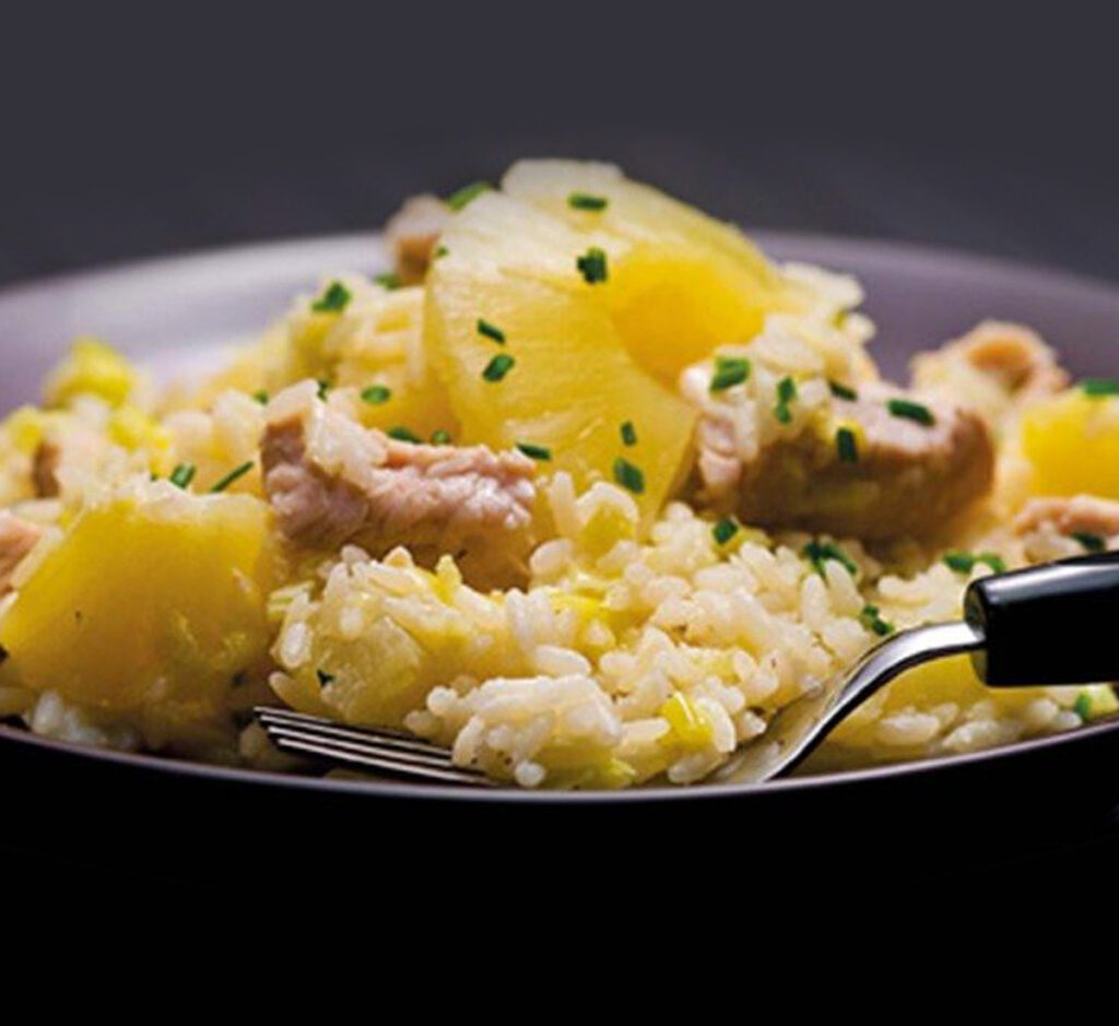 Arroz de Coco e Ananás com Peru