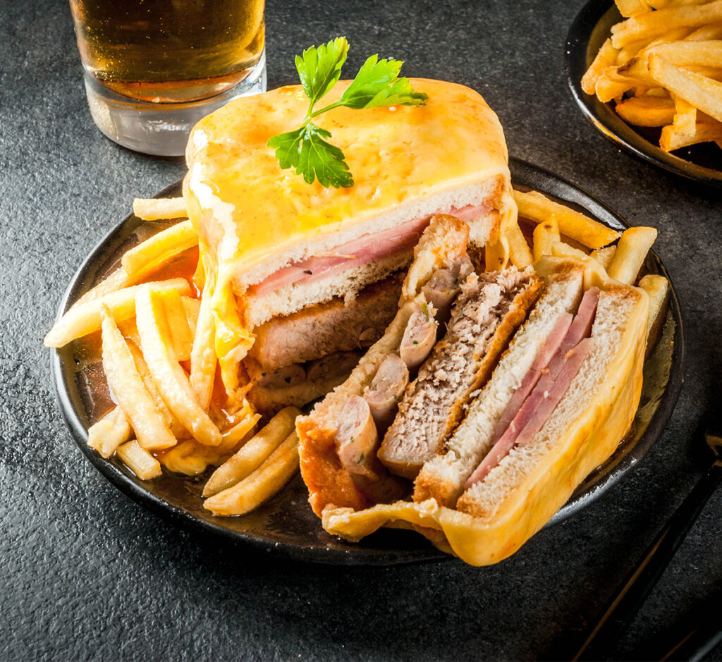 Francesinha à moda do Porto