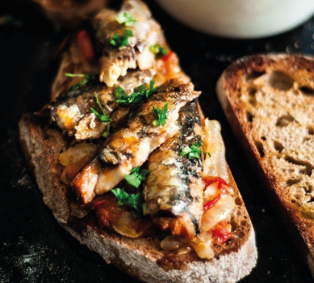 Bruschetta de Sardinha em Lata