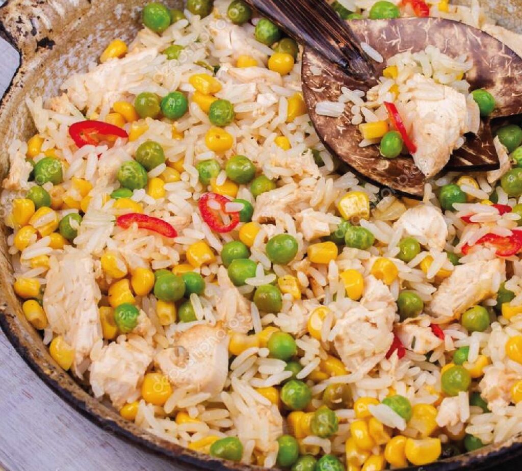 Arroz de Frango com Ervilhas e Milho