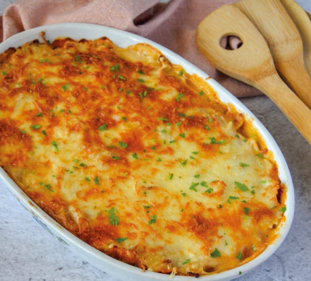 Massa com atum gratinado