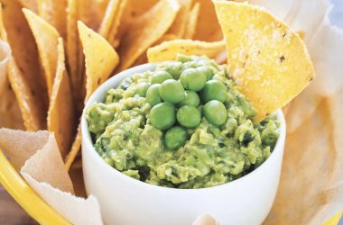 Guacamole de ervilhas com Tortillas caseiras