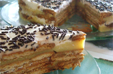 Pudim de Bolacha com Leite Condensado e Boca Doce