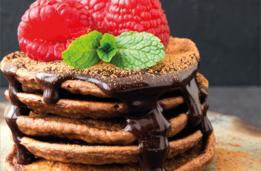 Panquecas de NESTUM Chocolate com Fruta e Chocolate