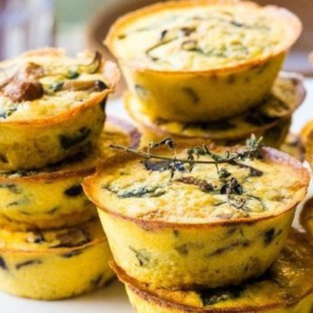 Mini Quiches de Cogumelos e Espinafres com Queijo Creme