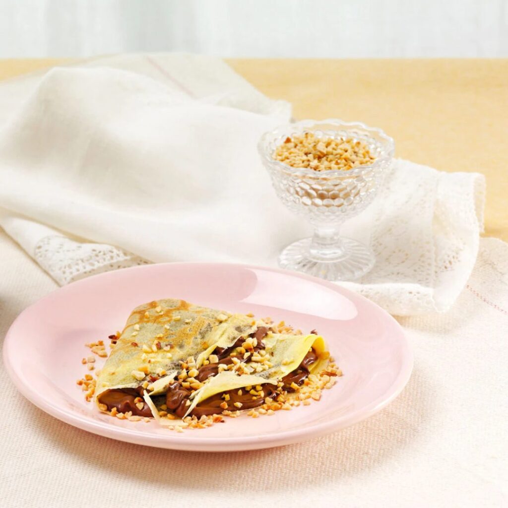 Crepes de Nutella® e avelãs