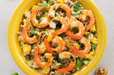 Cuscuz de Camarão Salteado com Manga e Tâmaras