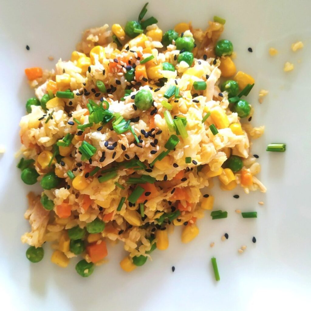 Arroz Chao-Chao de Frango e Legumes