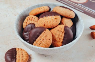 Bolachas de Amêndoa com Chocolate