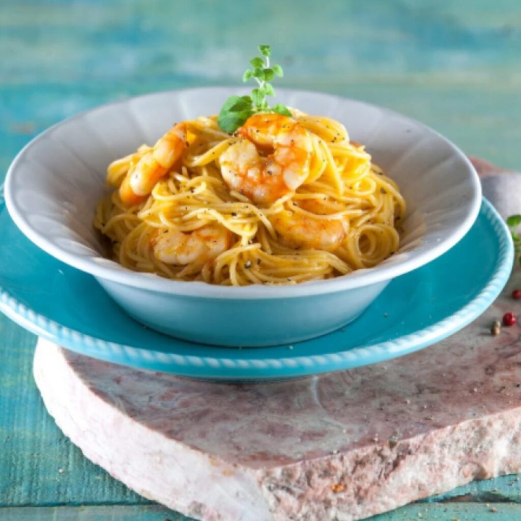Esparguete cremoso com gambas