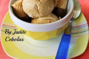 Gelado de café (cremoso)