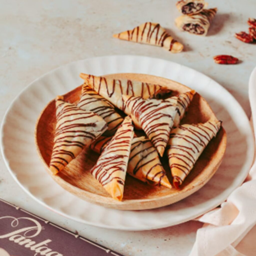 Triângulos Crocantes de Chocolate e Nozes Pecan