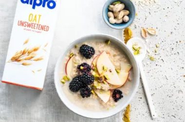 Papas de aveia com maçã