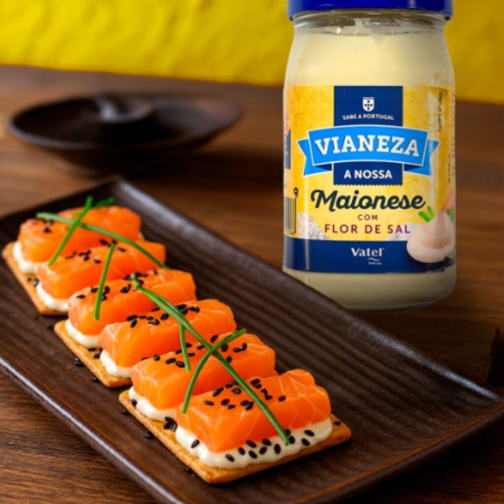 Canapés de salmão com Maionese Vianeza e Flor de Sal