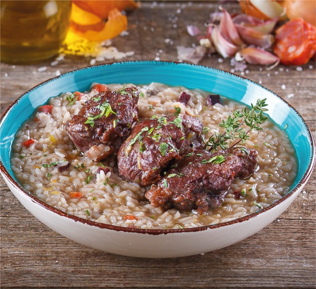 Bochechas de Porco com Arroz Malandrinho de Enchidos