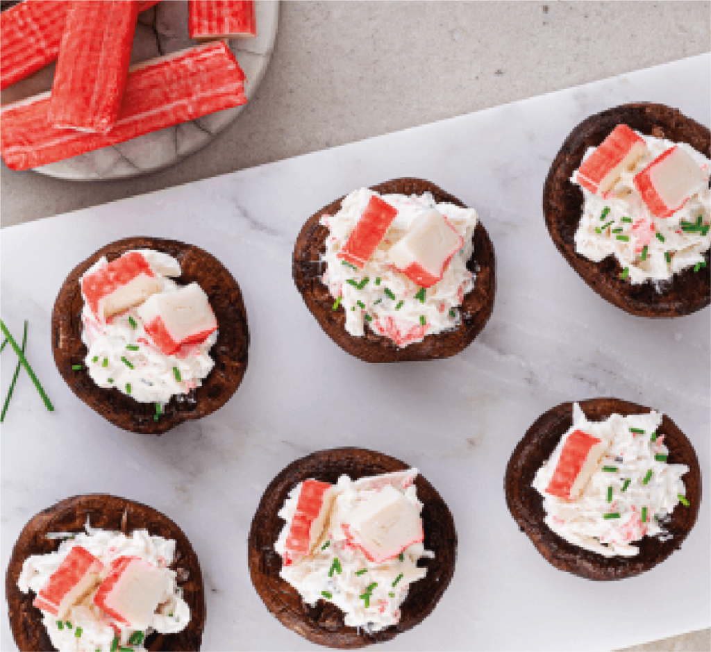 Canapés de Cogumelos com Delícias do Mar e Queijo Creme