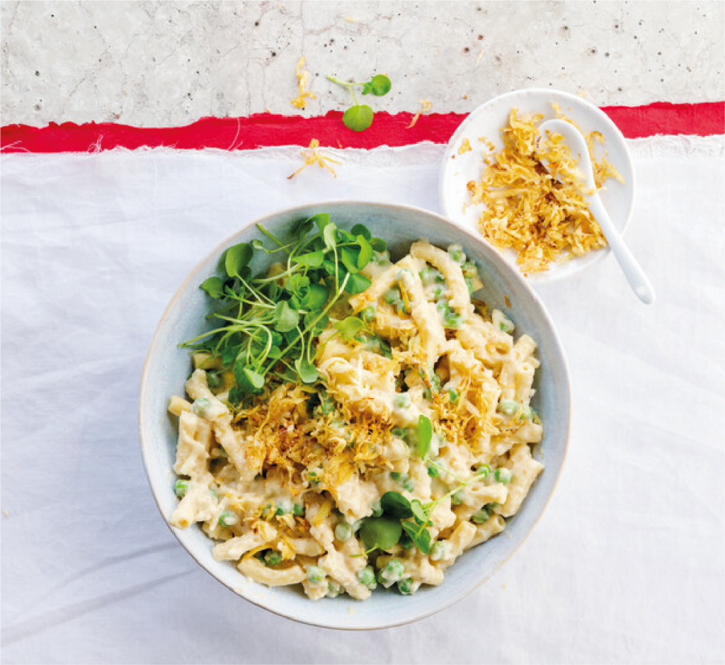 Macarrão com Queijo Cremoso e Cobertura Estaladiça