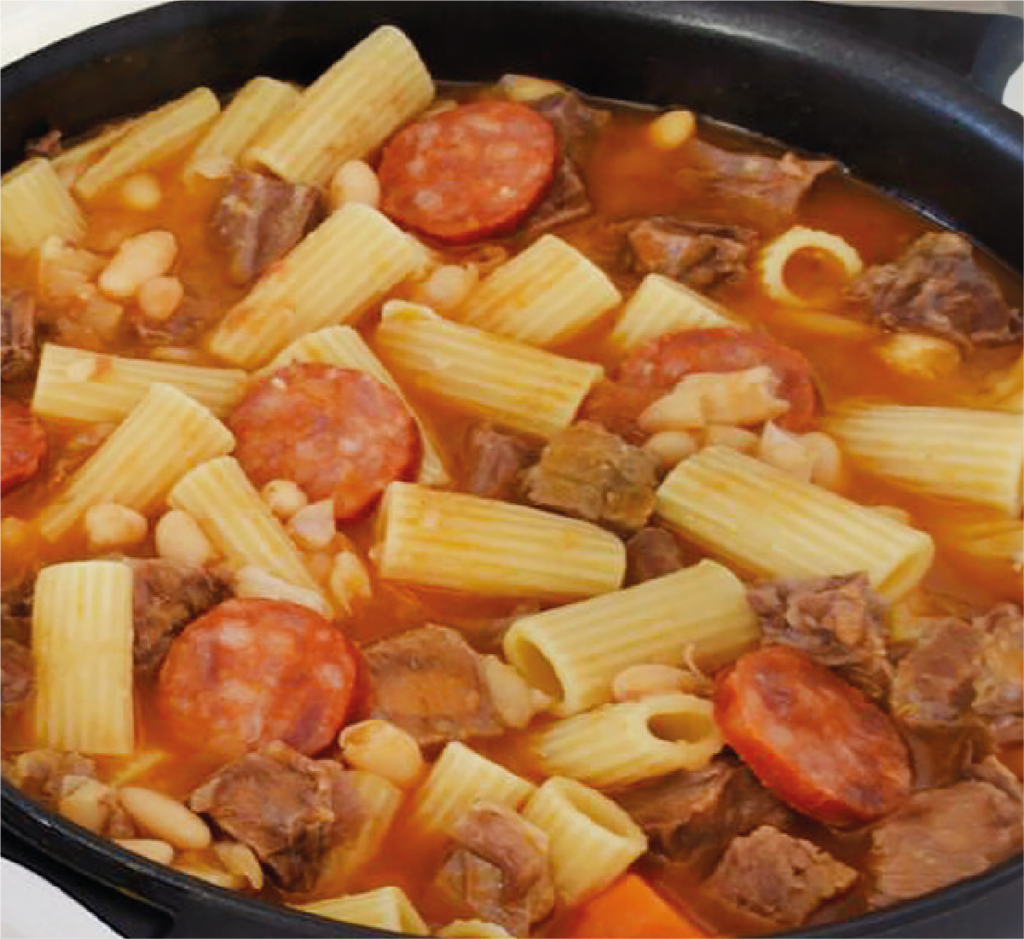 Massada de Carne e Chouriço