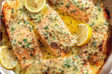 Salmão com Molho de Manteiga