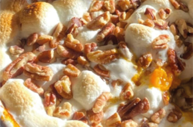 Puré de Batata-Doce com Marshmallows e Nozes