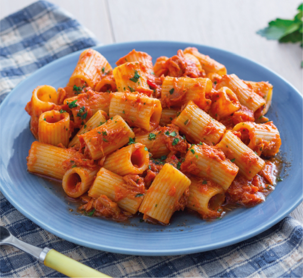 Rigatone com Atum