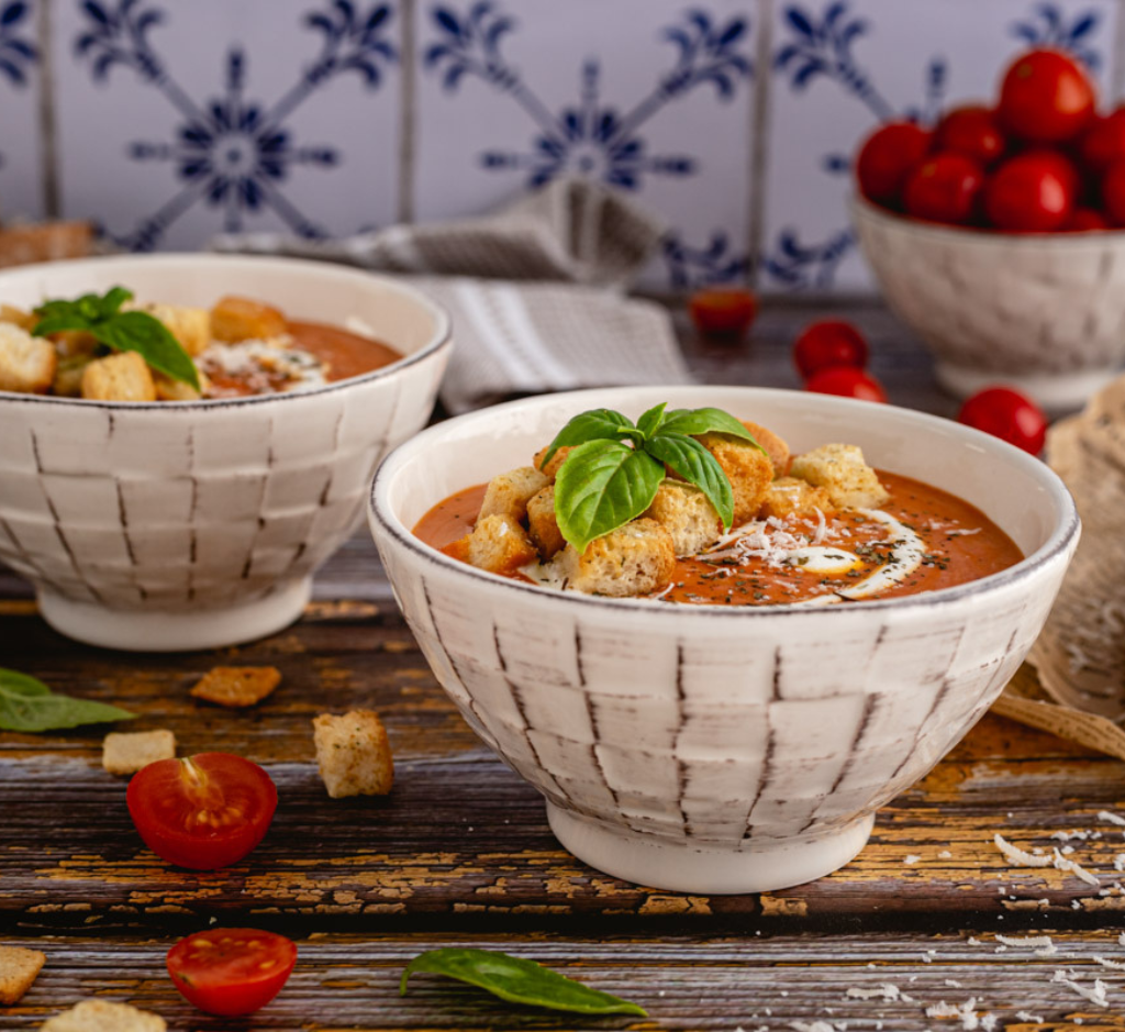 Sopa de Tomate com Azeite e Ervas